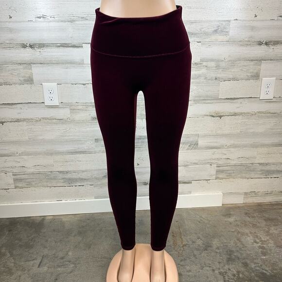 SPANX Leggings Size Medium Velvet Burgundy High Waist Velour Holiday Tummy - Picture 3 of 9